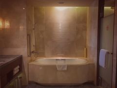 -舟山希尔顿酒店