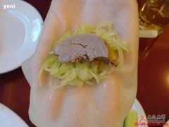 新吃法~~有点像春卷了=&nbsp;&nbsp;=#-大顺堂食府(牛街店)