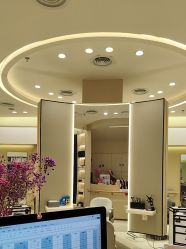 -Mentor Hair Salon