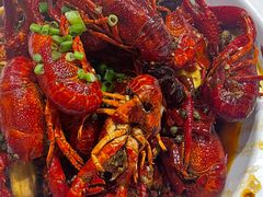 招牌麻辣小龙虾-霸王虾·麻辣小龙虾(清水河公园店)
