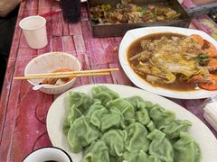 -老东镇啤酒屋海鲜加工·蒸汽海鲜·海鲜烧烤(台东店)