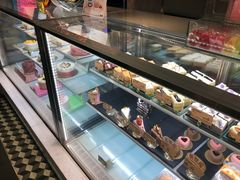 -圣安娜饼屋(信和广场店)