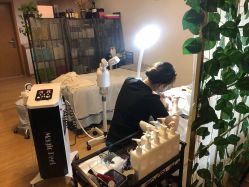 -菲秀家科技美颜SPA生活馆