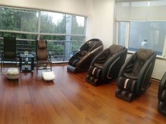 -河北盛世之星奔驰4S店(赵佗公园店)