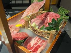 -山川小町·极番烧肉(新地假日广场店)