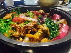 -胡须佬鸡煲四季火锅店(石厦西村直营店)