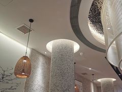 -三人行骨头王火锅(长寿店)