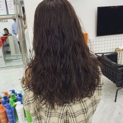 -宫铭烫发染发接发店