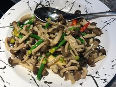 -马老六清真餐厅(雁滩店)