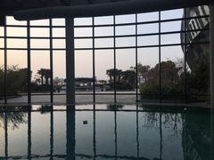 -上海滴水湖皇冠假日酒店