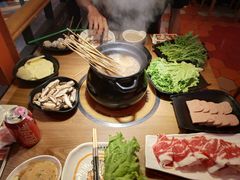 -尚品小土屋涮毛肚(李沧万达店)