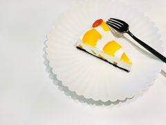 黄桃酸奶芝士-双风车咖啡馆 Twin Windmills(六道口店)