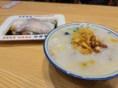 荔湾艇仔粥-荔银肠粉·非遗手藝(夫子庙店)