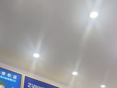 -修卜凡二手严选店·手机维修·回收租赁(川沙地铁站店)
