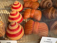 -VERIE BAKEHOUSE