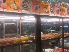 面包甜点陈列柜-奈雪的茶(亨特国际广场店)