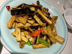 -聚友斋(陶瓷琉璃馆水晶街店)