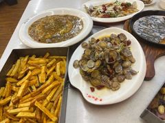 -老东镇啤酒屋海鲜加工·蒸汽海鲜·海鲜烧烤(台东店)