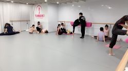 -艺佳舞蹈培训学校