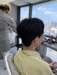 点击看大图 -宫铭烫发染发接发店