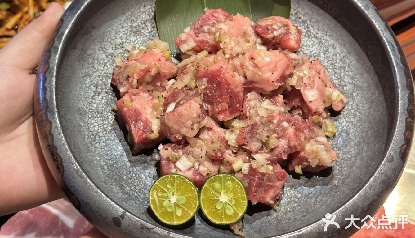 这家是刚开的新店，性价比真的hin高 快烧吾桑格