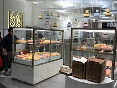 面包甜点陈列柜-奈雪的茶(市百一店)