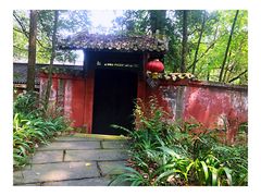-峨眉山报国寺