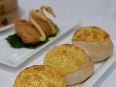 酥皮叉烧包-白天鹅宾馆-宏图府餐厅