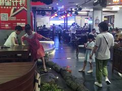 -小天鹅火锅·一线江景洪鼎旗舰店(洪崖洞店)