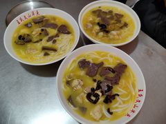 -文山荷鲜居(翠湖店)