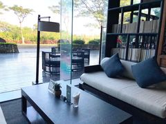 -深圳隐秀山居酒店