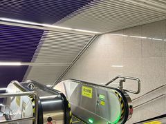 -红土地(地铁站)