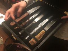 -恰餐厅及酒吧 CHAR Bar & Grill (北京丽都皇冠假日店)