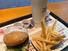 -The Habit Burger Grill 哈比特汉堡(复兴soho店)