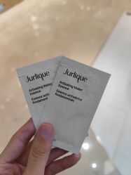 -茱莉蔻