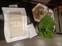 -龙记斑鱼火锅鲜切牛肉自助(红山路店)