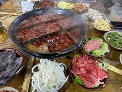 -正南齊北重庆老火锅(光华村直营店)