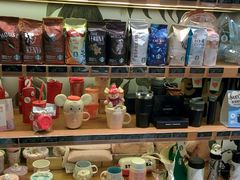 零售区-星巴克(上海交通大学店)