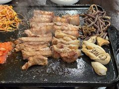 -Dombe豚(黑猪肉街店)