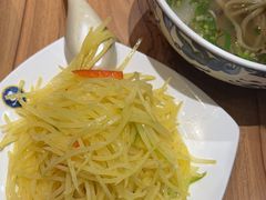 -西部马华清真兰州牛肉面·烧烤夜市(三里河店)