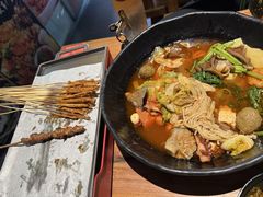 -万记麻辣烫国展总店