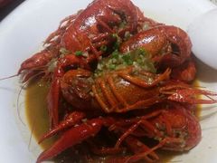 点龙虾赠送的一斤龙虾。-金陵一哥龙虾(水木秦淮店)