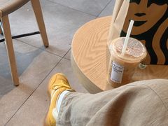 -星巴克臻选(舟山凯虹广场店)