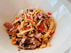 牛肉干拌粉-漆黑觉米粉(三里屯店)