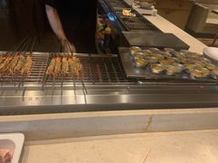 -雍和会海鲜姿造自助(湖东路店)