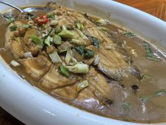 家焖舌鳎鱼-品味居·首店·大连鲜活海鲜大连菜(东港店)