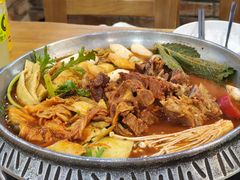 -喇喇排骨火锅·传统韩式脊骨汤(望京西园总店)