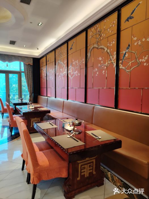 上海南郊宾馆·阳光自助餐厅图片