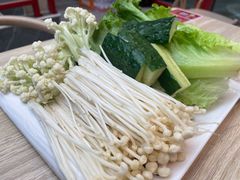-小鳌陪你小排档·四季小龙虾·田鸡·宵夜(中央第五街店)