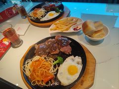 -豪享来牛排(经三店)